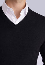 Load image into Gallery viewer, EBONY MERINO V NECK
