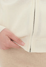 Load image into Gallery viewer, SNOW MERINO CARDIGAN
