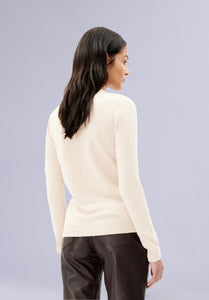 PEARL MERINO V NECK