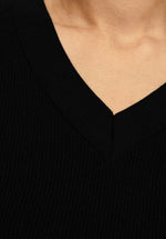 Load image into Gallery viewer, Onyx V Neck

